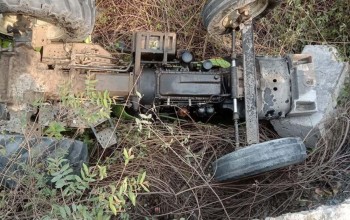 डोटीमा ट्याक्टर दुर्घटना हुँदा चालकको मृत्यु 